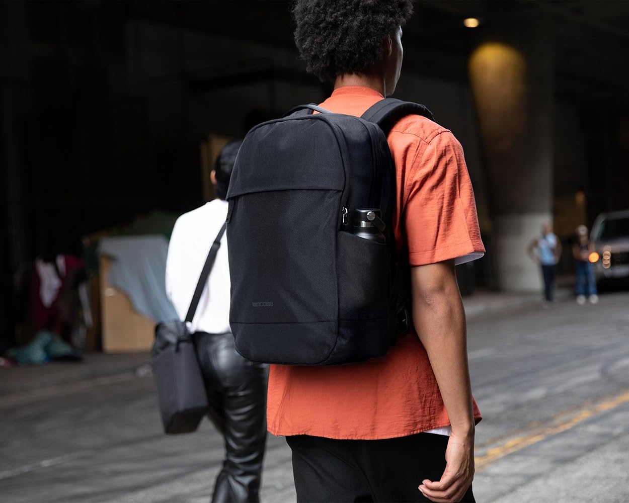 Amazon.com: Incase Shift Backpack – 25L Commuter Tech